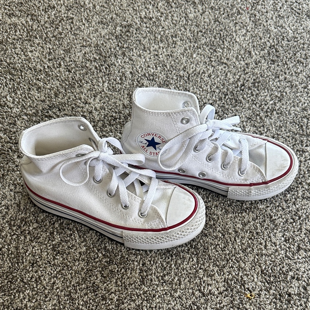 Converse White High-Top Sneakers Classic Design